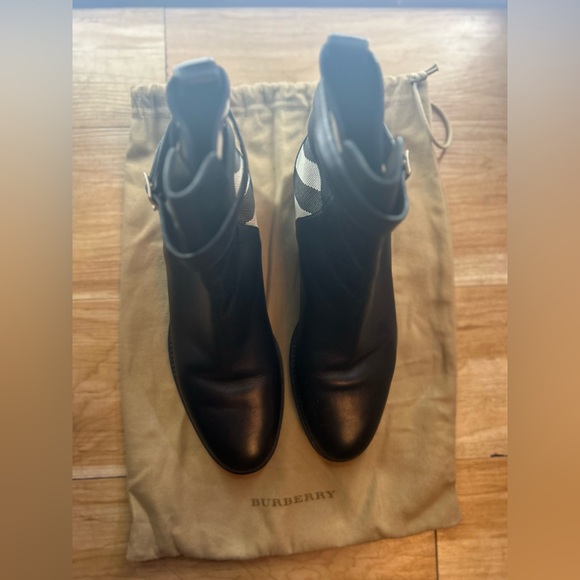 Burberry ankle leather boots - Picture 4 of 6